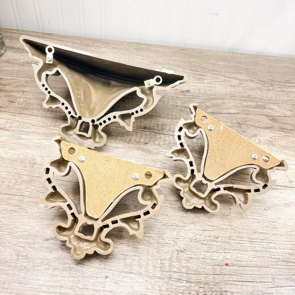 Ornate Gray Gold Wall Shelf Set – Vintage Gothic Burwood Decor - Picture 10 of 16